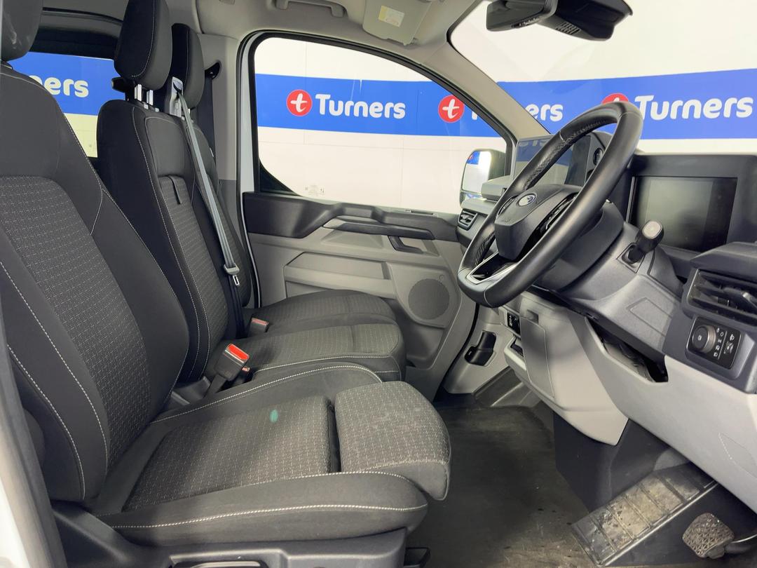 Photo '16' of Ford Transit