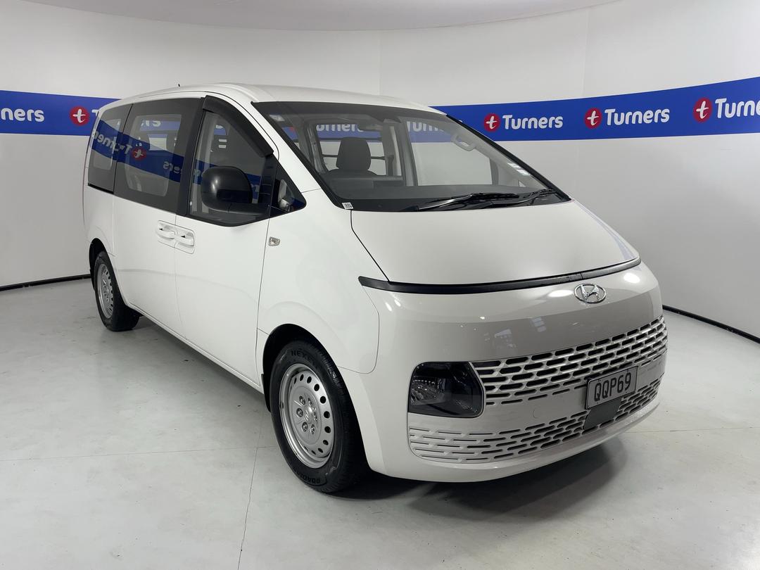Photo '1' of Hyundai Staria Load