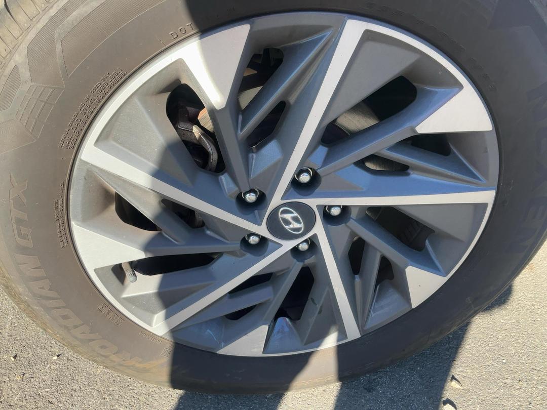 Photo '5' of Hyundai Tucson 2.0 Active 6AT 2WD Photo '5' of Hyundai Tucson 2.0 Active 6AT 2WD