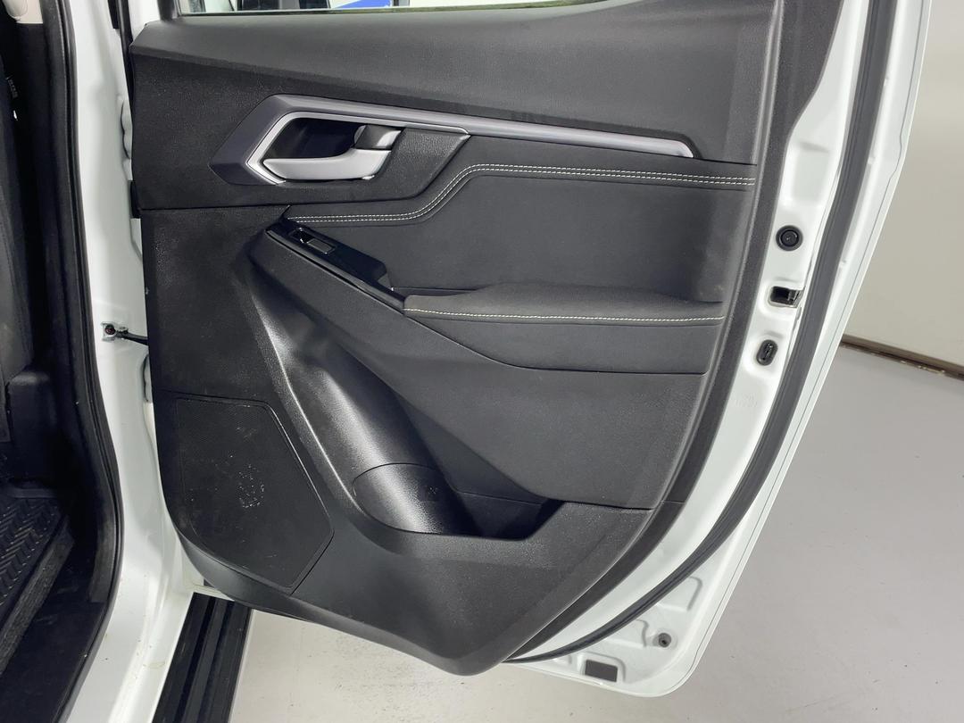 Photo '19' of Isuzu D-MAX