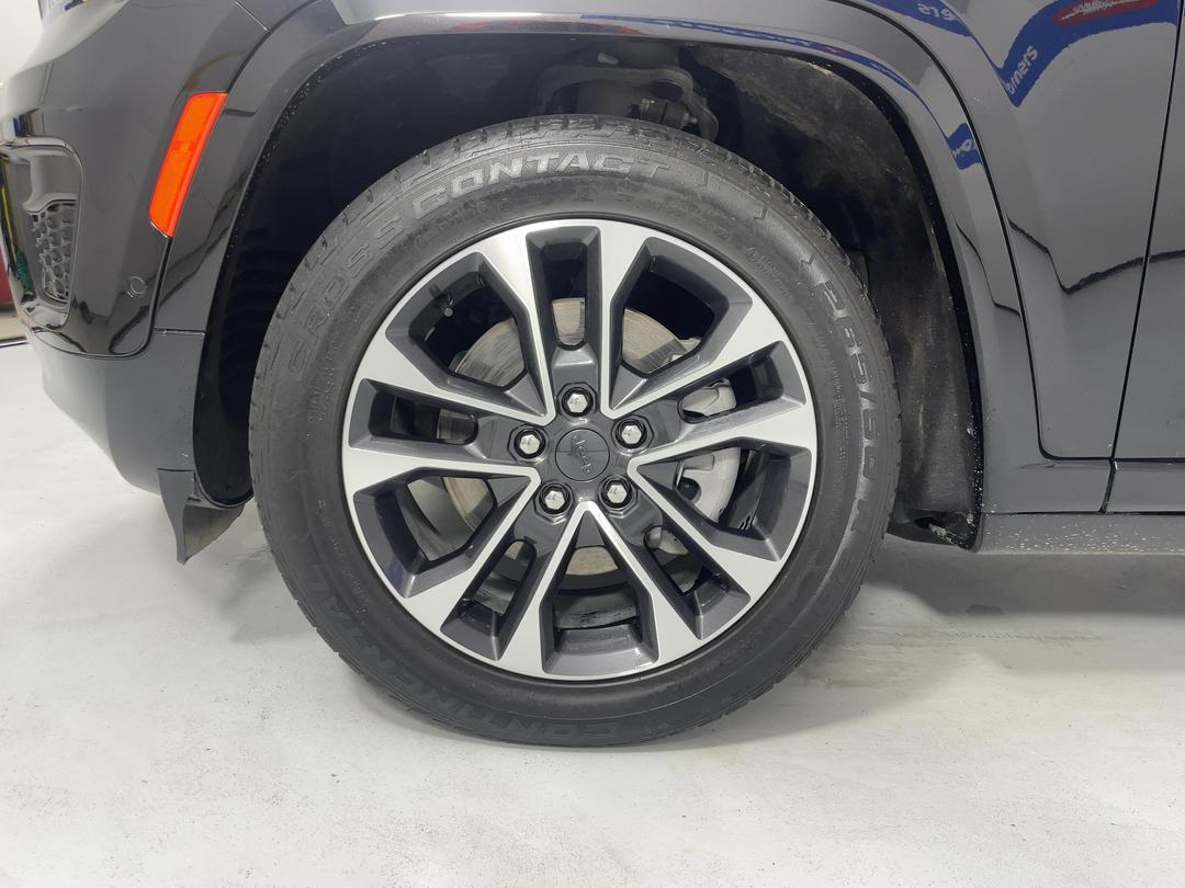 Photo '10' of Jeep Grand Cherokee