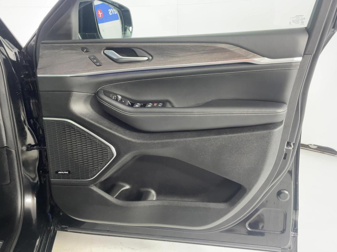 Photo '15' of Jeep Grand Cherokee