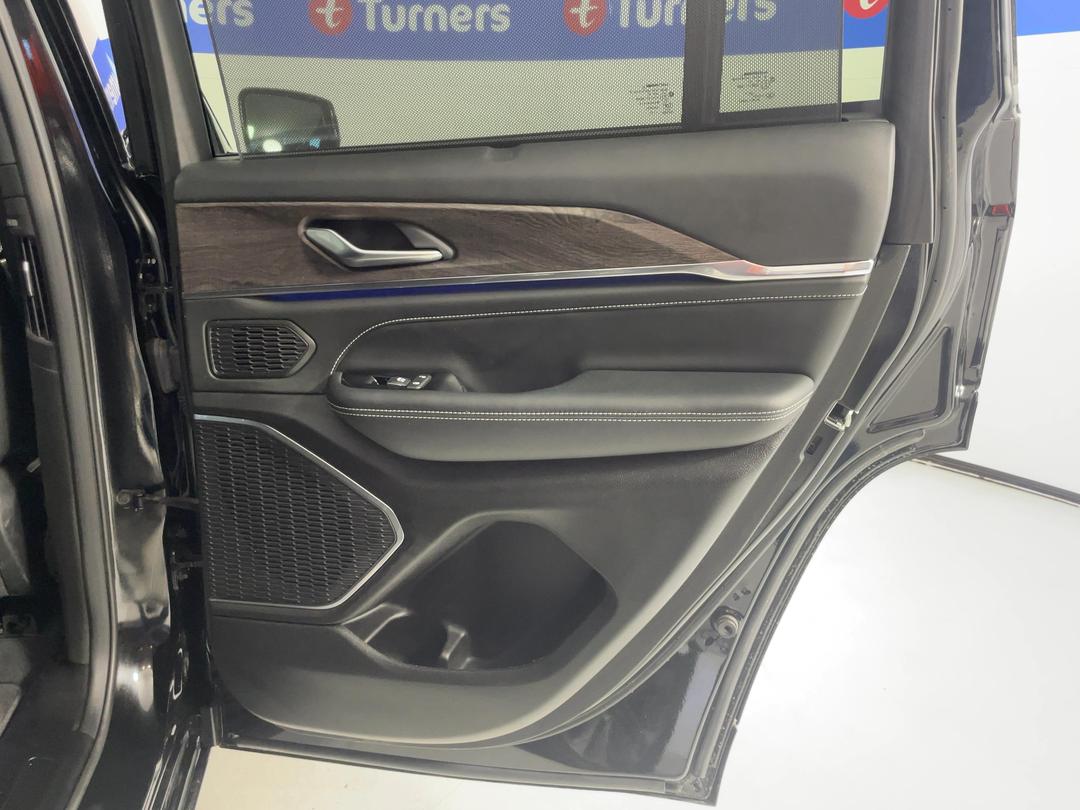 Photo '19' of Jeep Grand Cherokee
