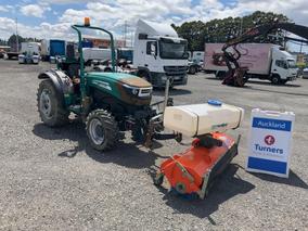 Photo '1' of Lovol F4090 Tractor