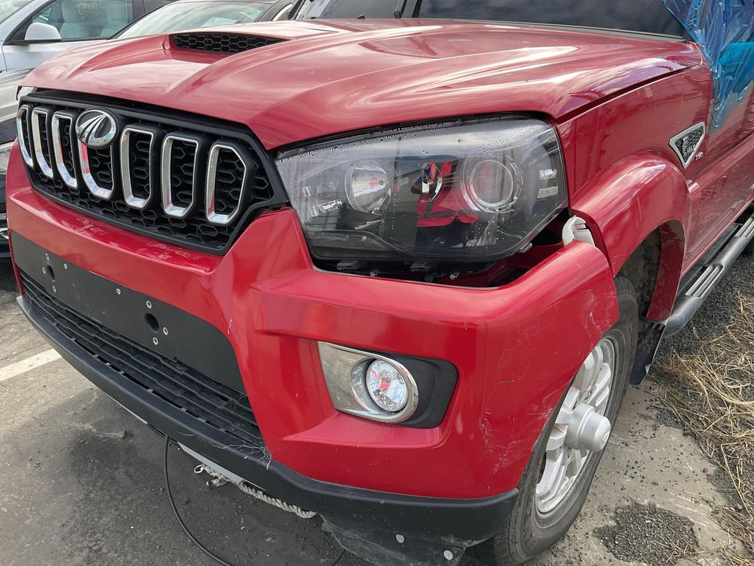 Photo '11' of Mahindra Pikup S11