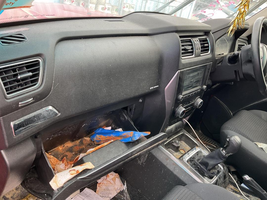 Photo '31' of Mahindra Pikup S11