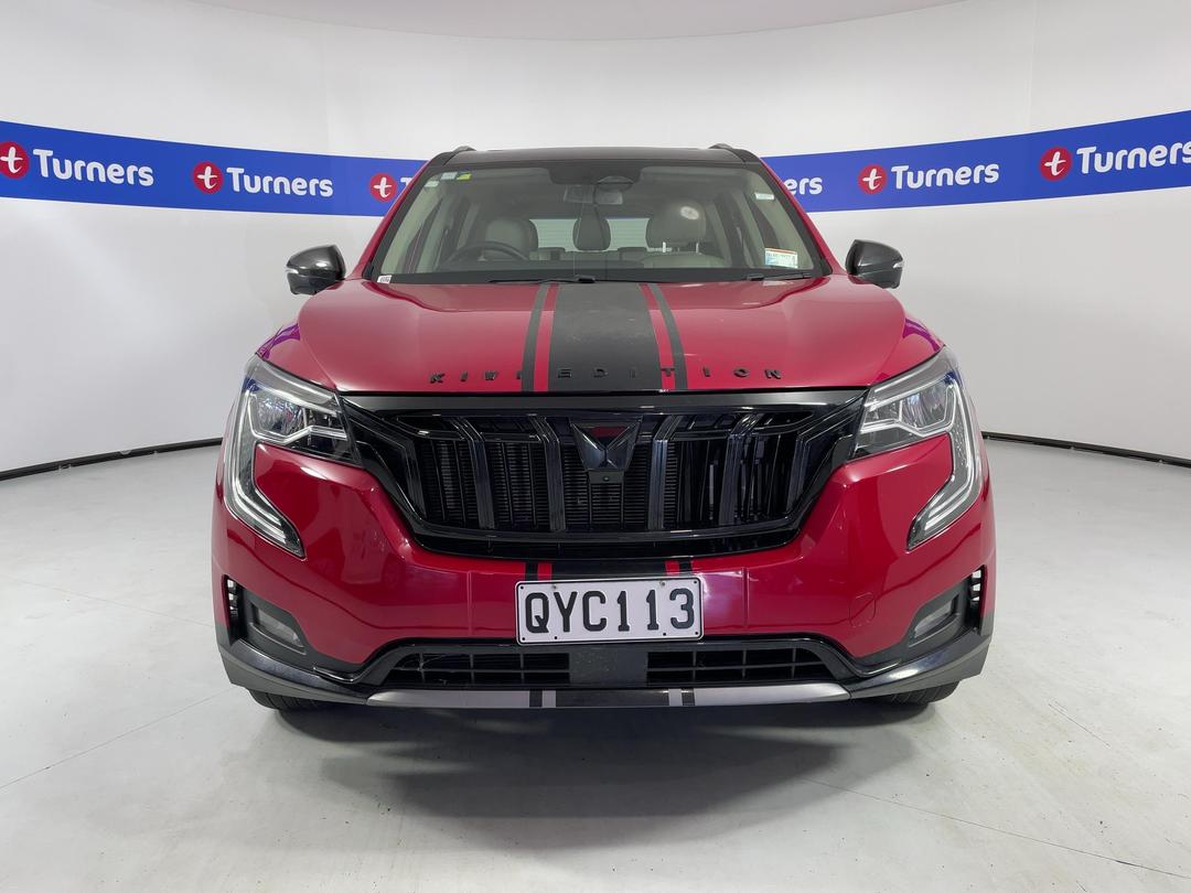 Photo '2' of Mahindra XUV