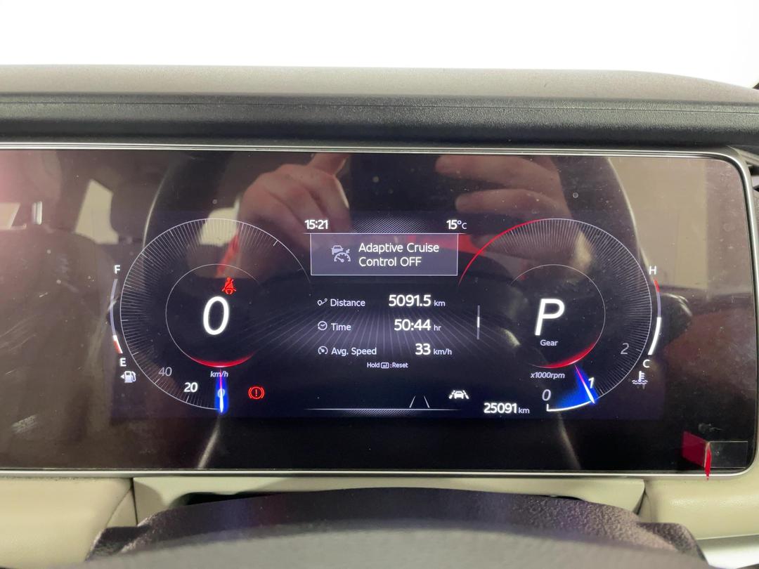 Photo '21' of Mahindra XUV