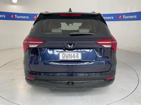 Photo '6' of Mahindra XUV