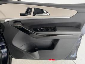 Photo '15' of Mahindra XUV