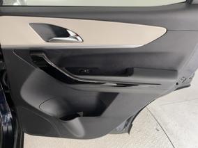 Photo '19' of Mahindra XUV