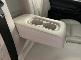 Photo '23' of Mahindra XUV