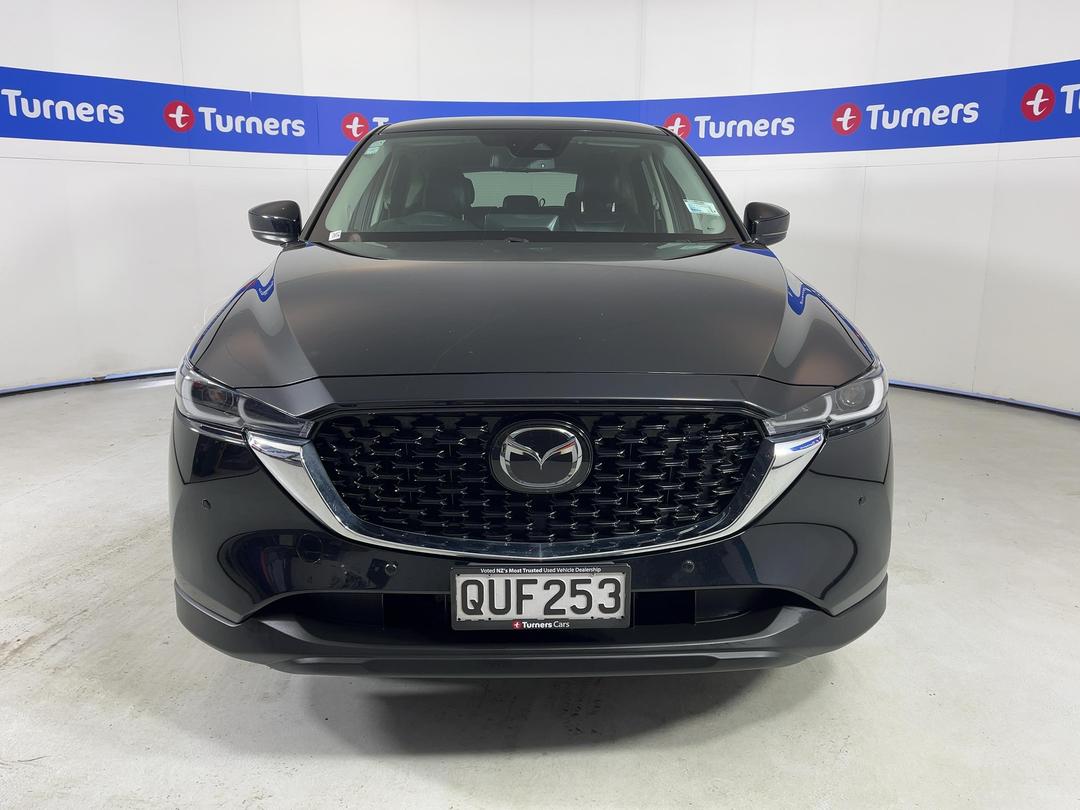 Photo '2' of Mazda CX-5
