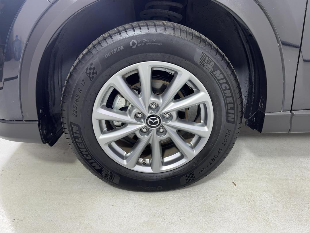 Photo '10' of Mazda CX-5