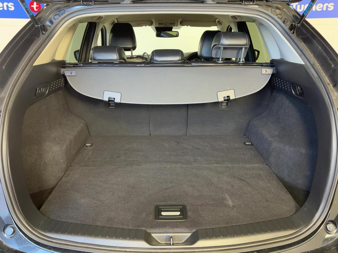 Photo '14' of Mazda CX-5