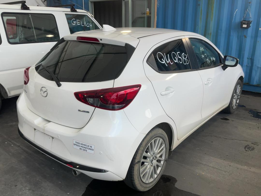 Photo '7' of Mazda Mazda2 GSX