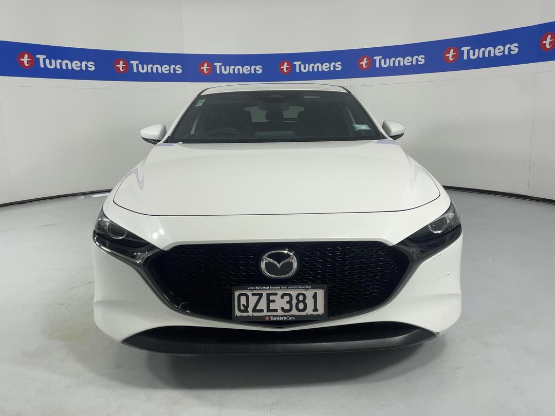 Photo '2' of Mazda Mazda3