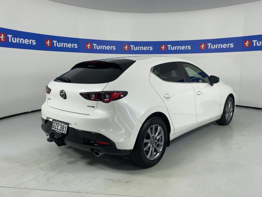 Photo '7' of Mazda Mazda3