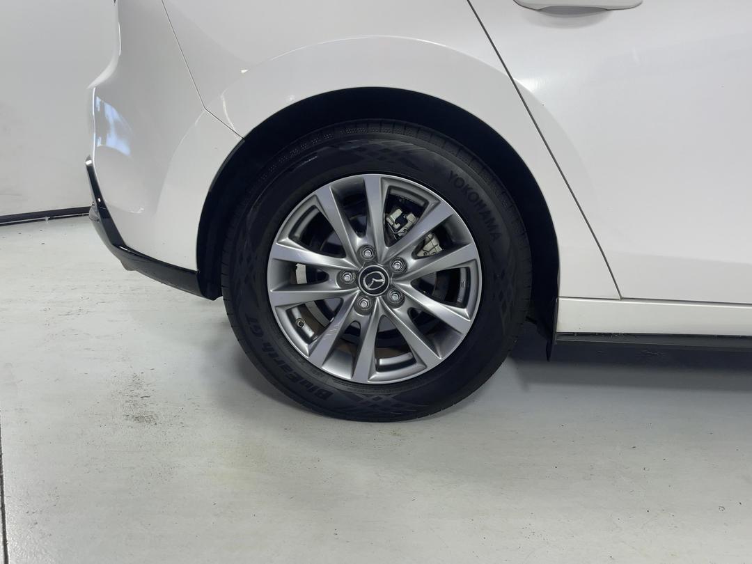 Photo '12' of Mazda Mazda3