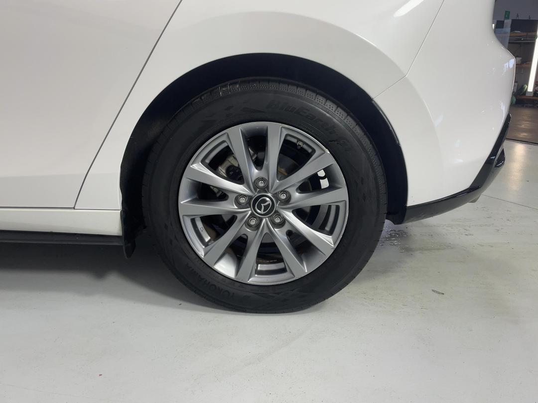 Photo '11' of Mazda Mazda3