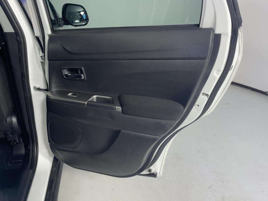 Photo '19' of Mitsubishi ASX