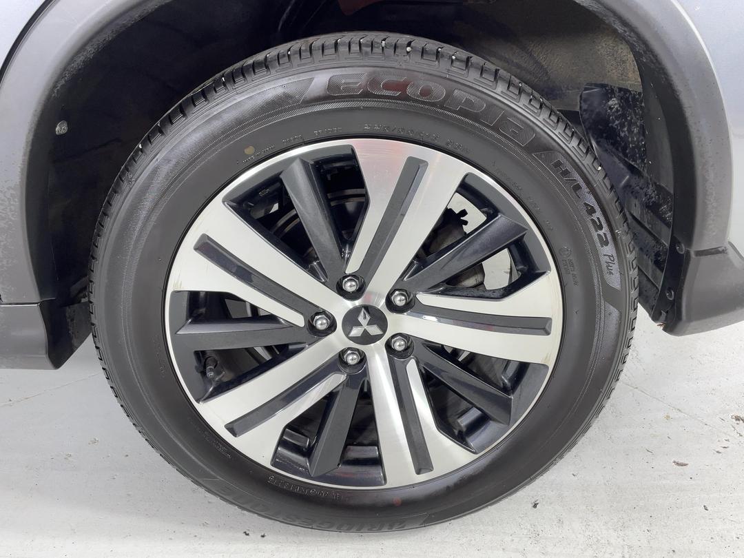 Photo '11' of Mitsubishi ASX