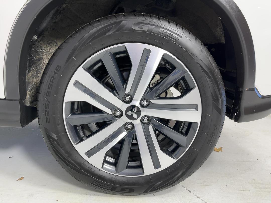 Photo '11' of Mitsubishi ASX