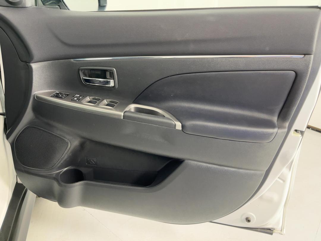 Photo '15' of Mitsubishi ASX