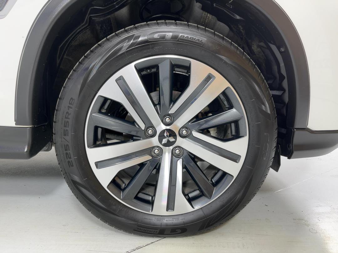 Photo '9' of Mitsubishi ASX