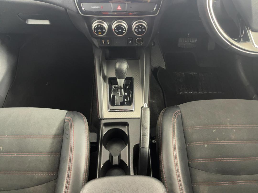 Photo '18' of Mitsubishi ASX