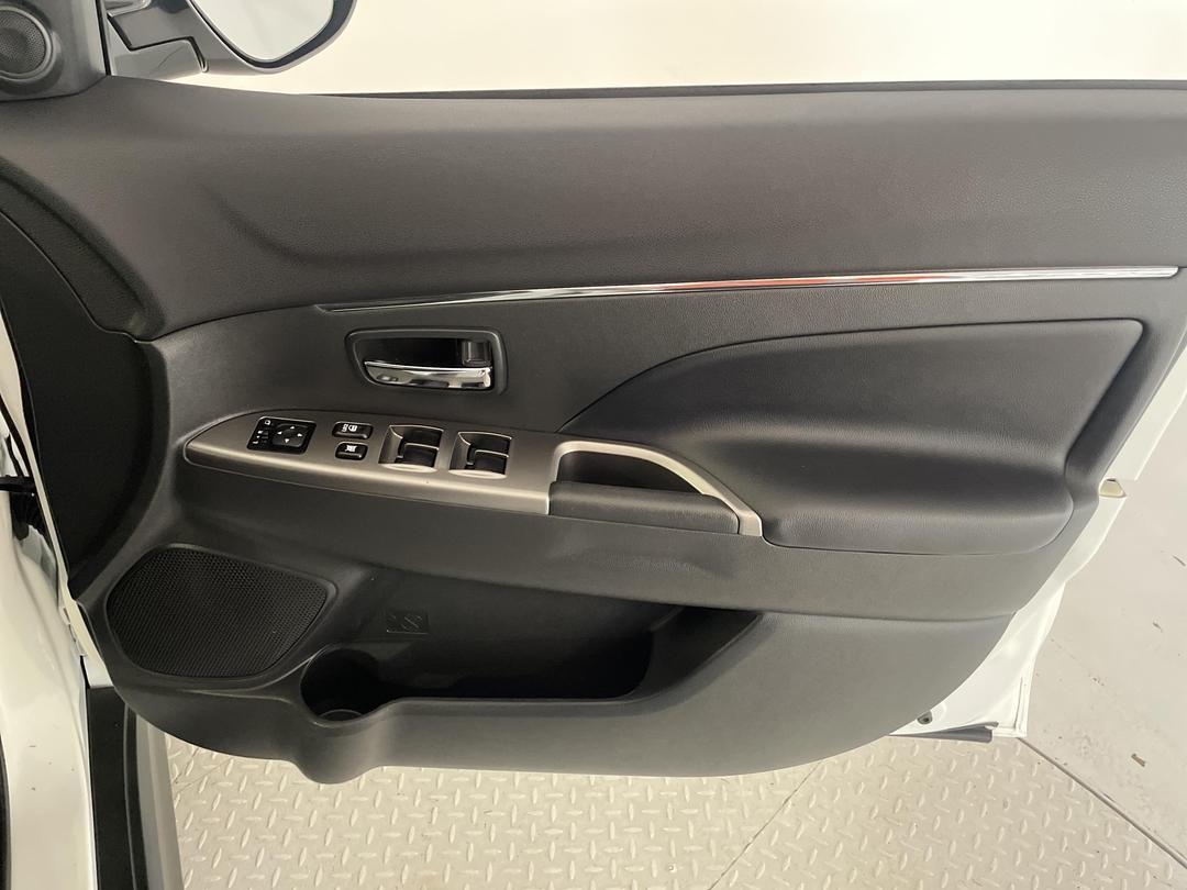 Photo '15' of Mitsubishi ASX