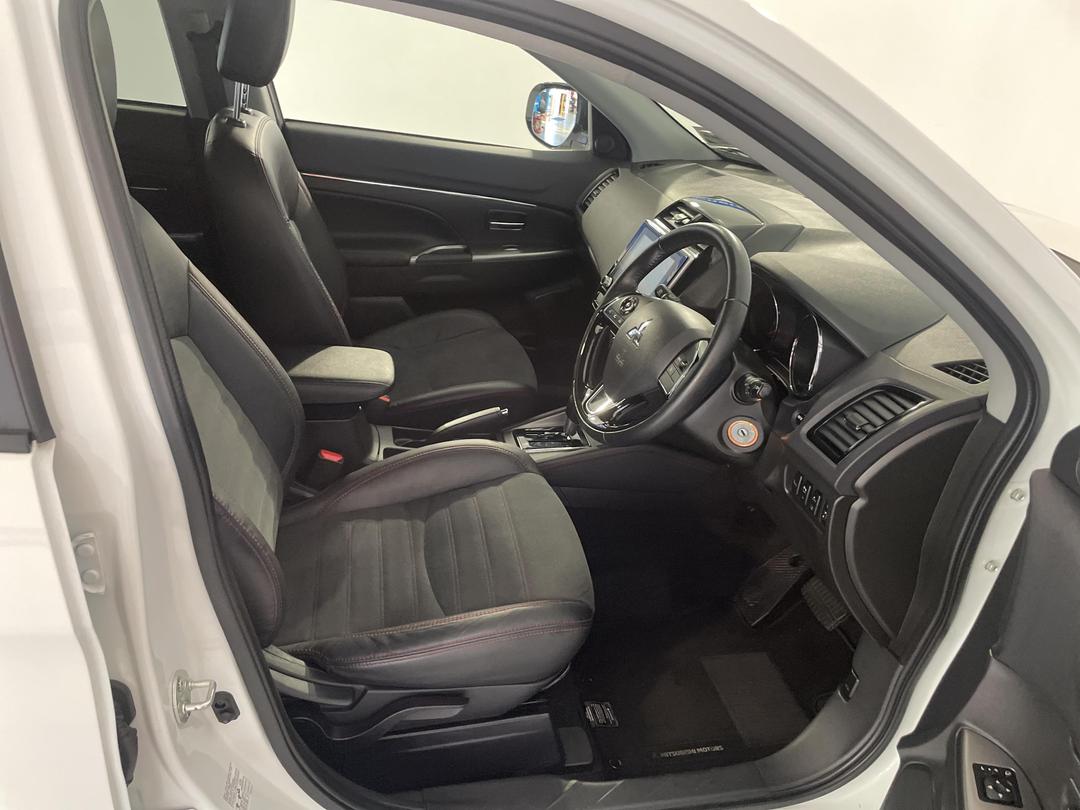 Photo '16' of Mitsubishi ASX