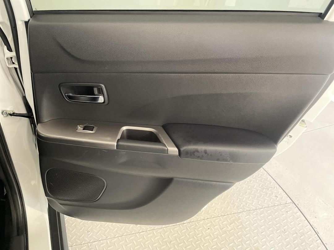 Photo '19' of Mitsubishi ASX