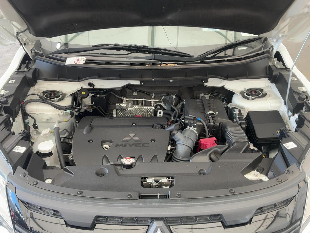 Photo '14' of Mitsubishi ASX BLK