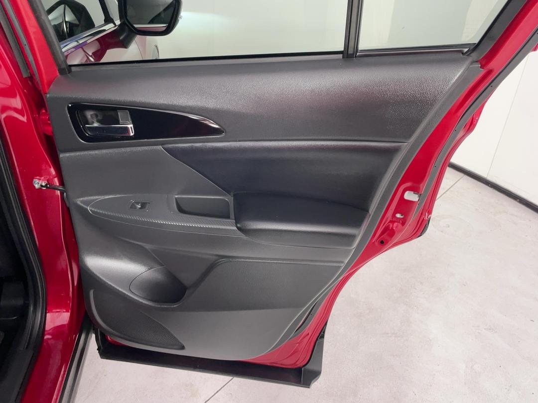 Photo '19' of Mitsubishi Eclipse Cross