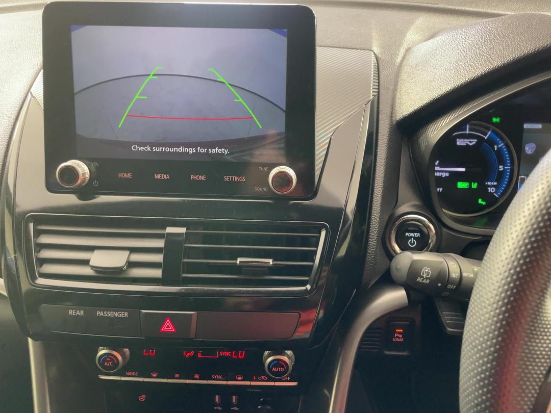 Photo '24' of Mitsubishi Eclipse Cross