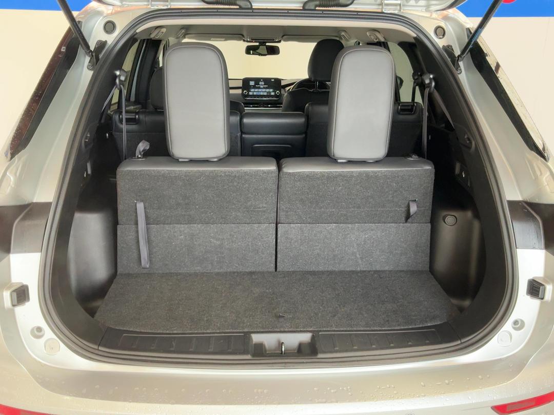 Photo '14' of Mitsubishi Outlander