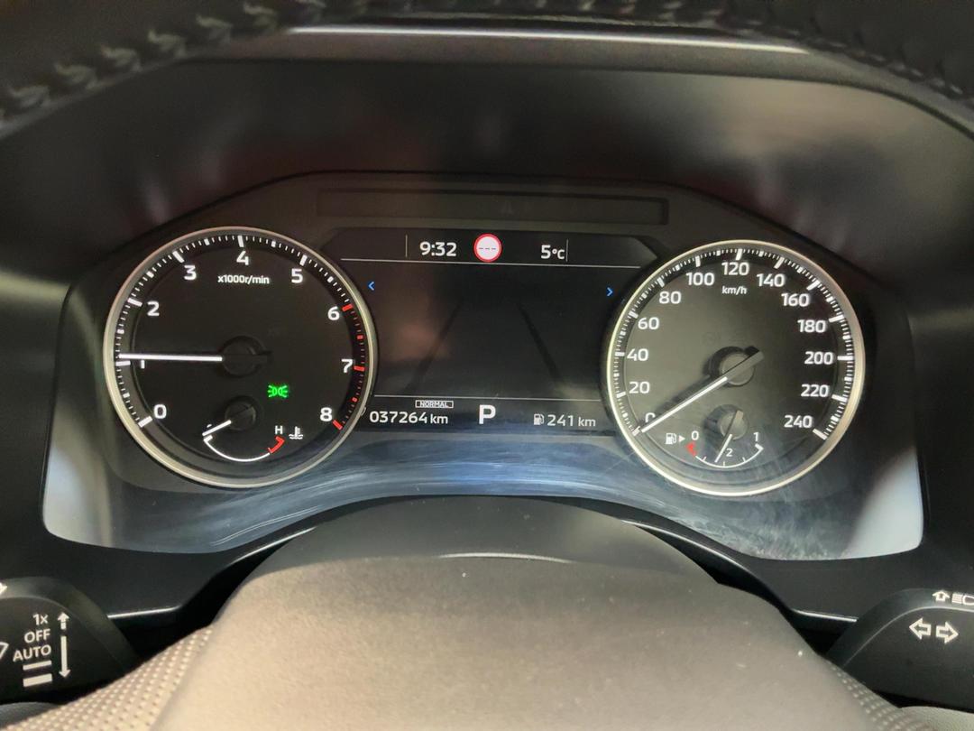 Photo '21' of Mitsubishi Outlander