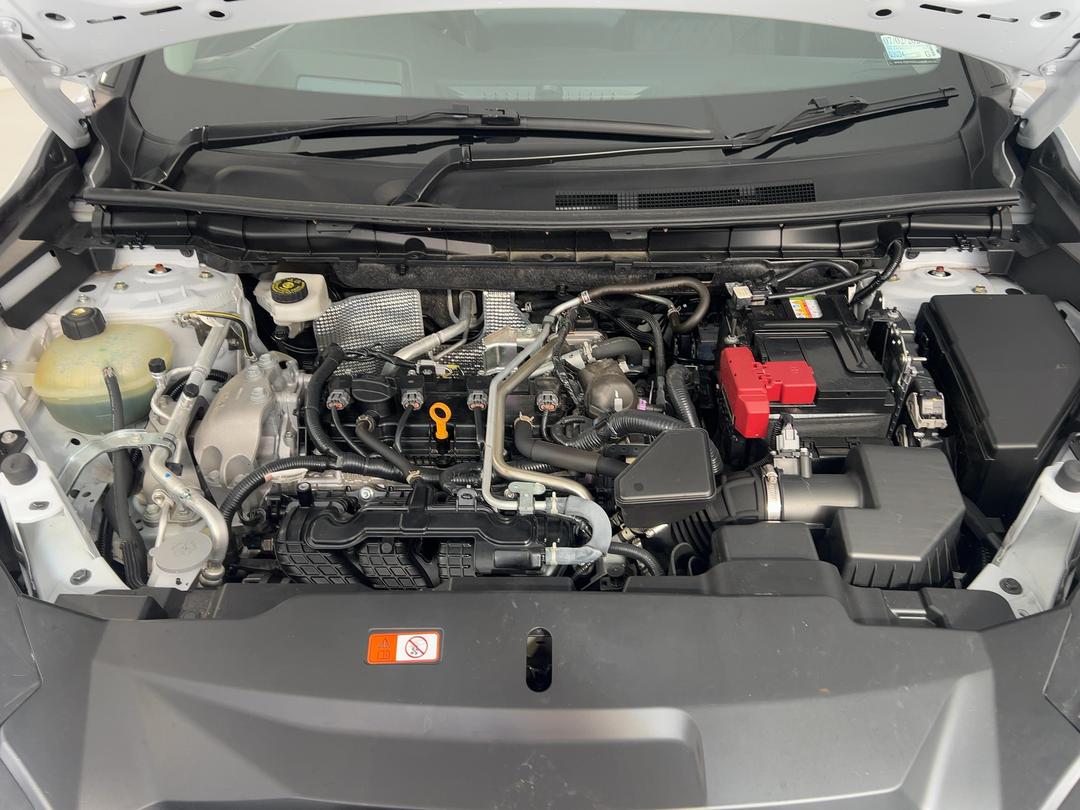 Photo '13' of Mitsubishi Outlander