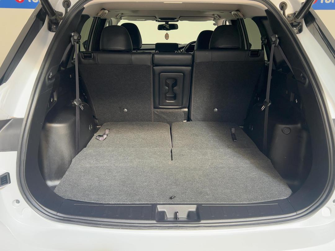 Photo '14' of Mitsubishi Outlander