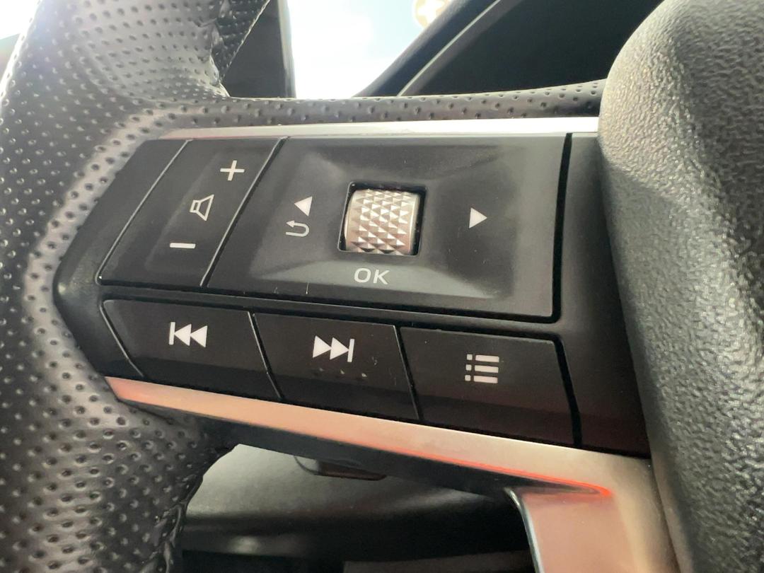 Photo '27' of Mitsubishi Outlander