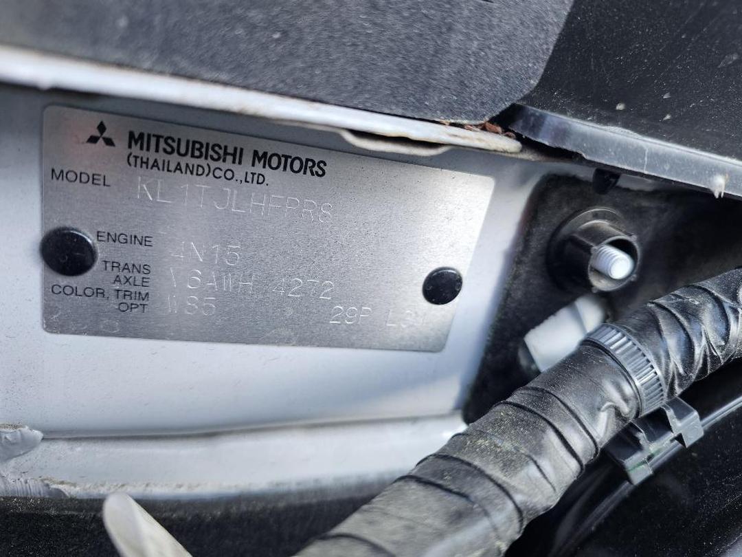 Photo '15' of Mitsubishi Triton DC GSR 4WD 6AT Photo '15' of Mitsubishi Triton DC GSR 4WD 6AT