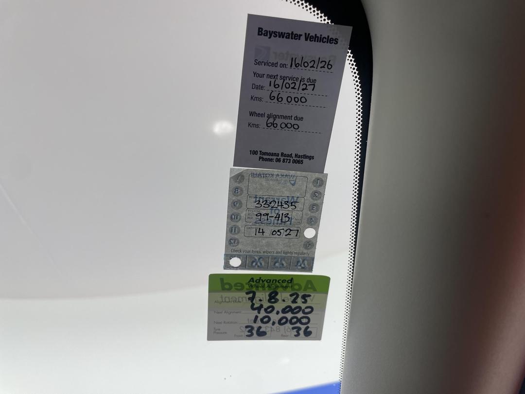 Photo '23' of Nissan Navara