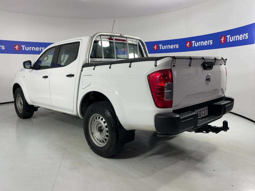 Photo '5' of Nissan Navara