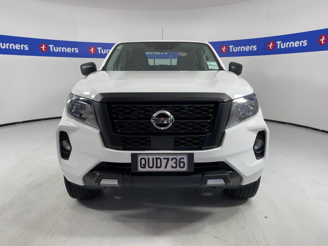 Photo '2' of Nissan Navara