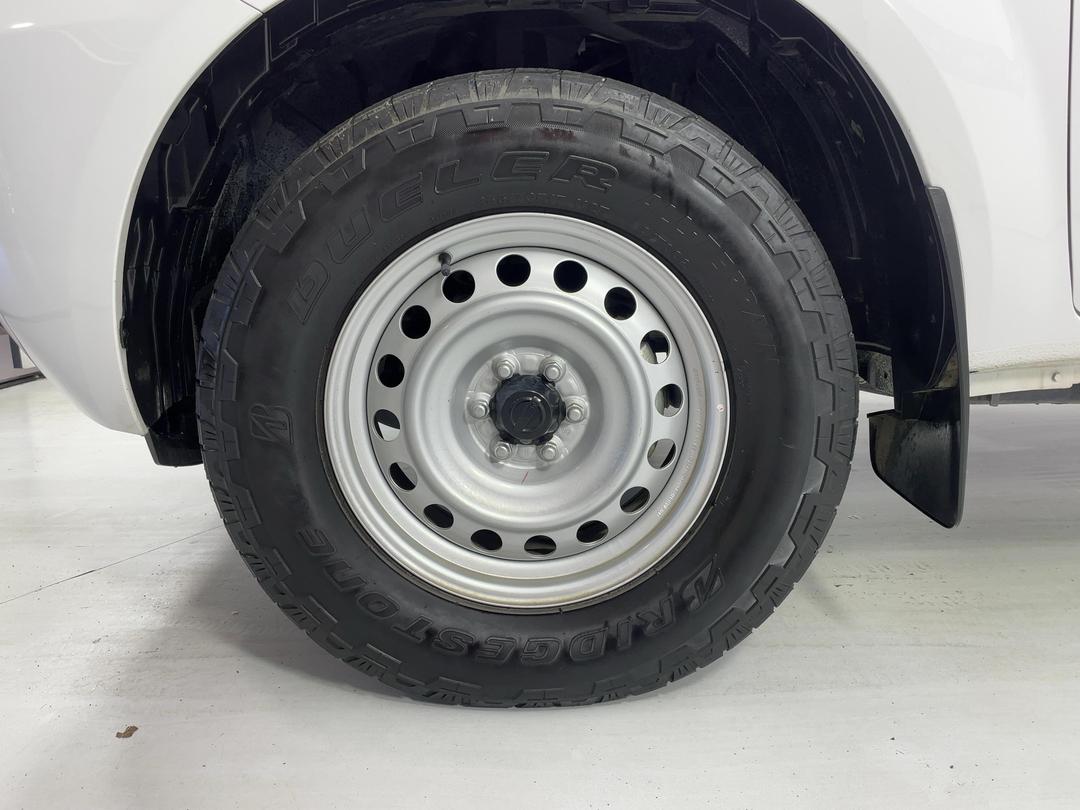 Photo '10' of Nissan Navara