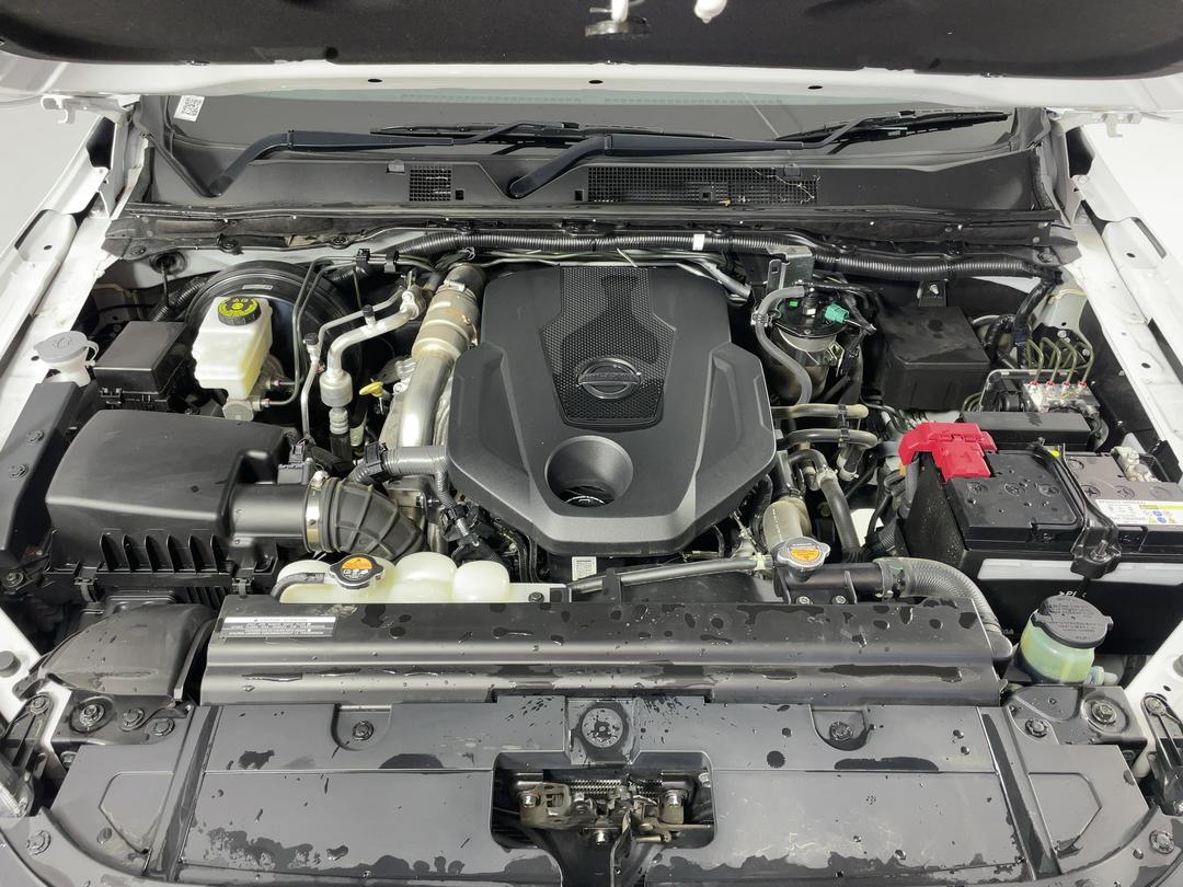 Photo '13' of Nissan Navara
