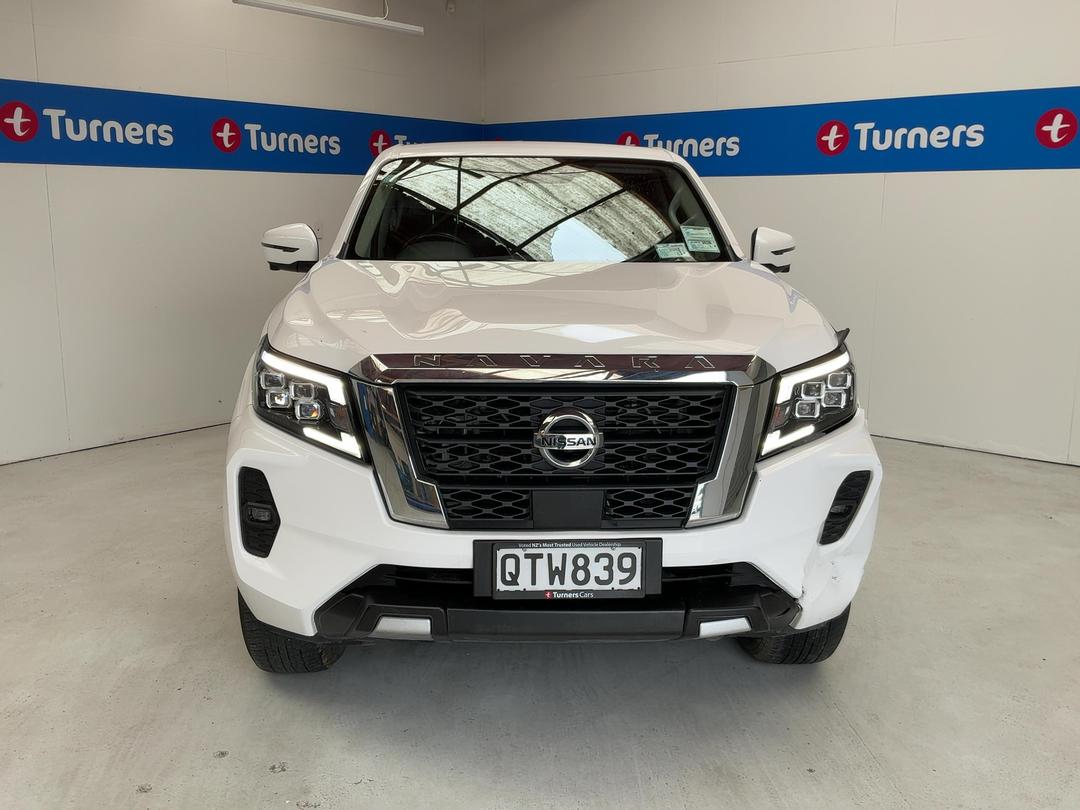 Photo '2' of Nissan Navara