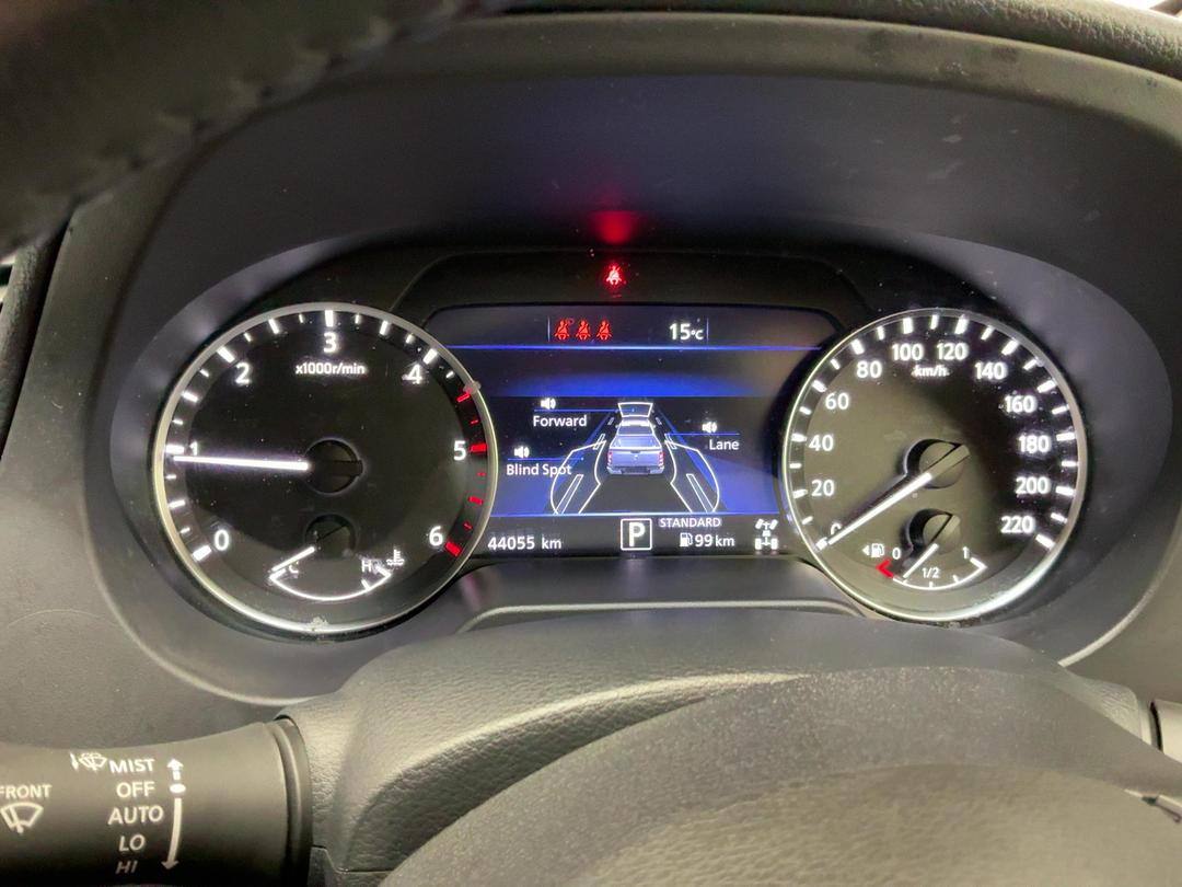 Photo '21' of Nissan Navara