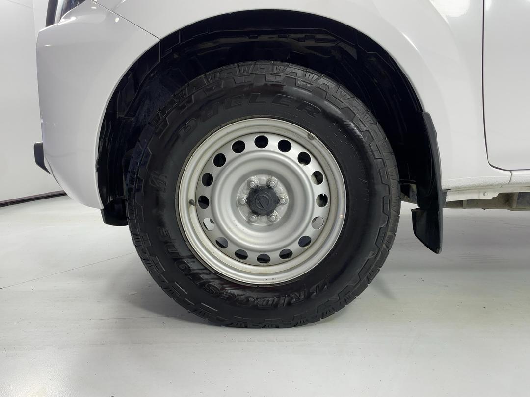Photo '10' of Nissan Navara